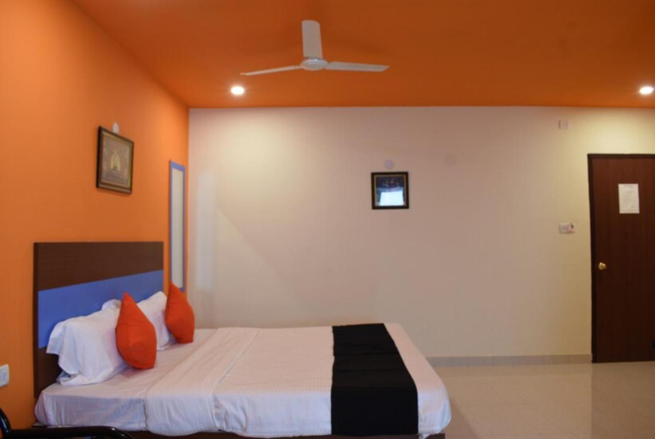 Goroomgo Hotel Planet Bhubaneswar Eksteriør bilde